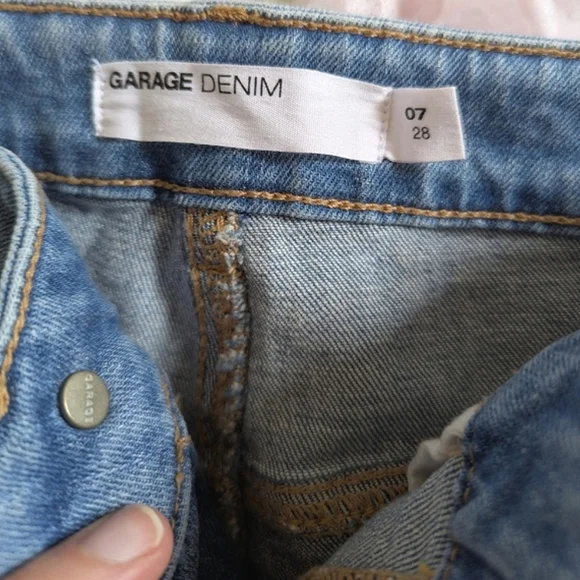 Garage Denim Light Wash Blue Jeans Flared High Waisted Size 7 / 28 NWOT - Picture 8 of 15